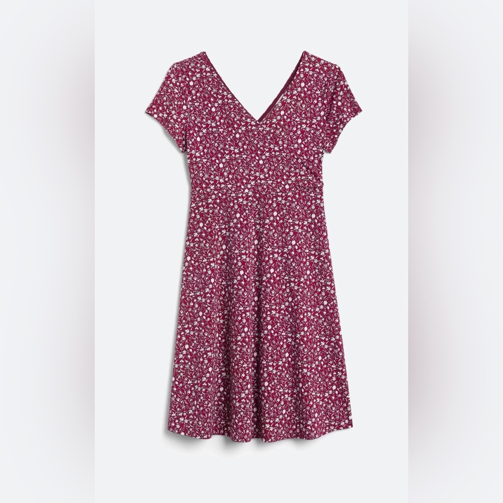 NWT Maternity dress M Stitch Fix Kaileigh